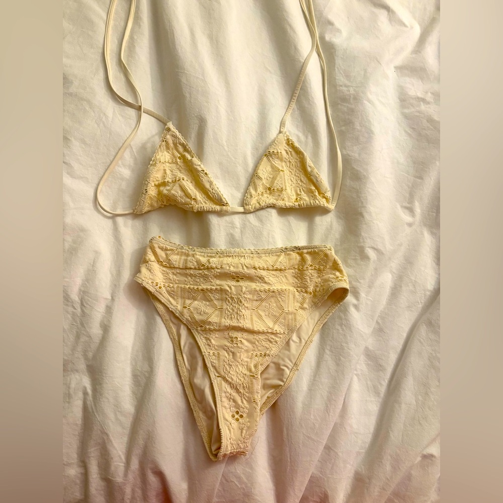 Frankie’s bikini